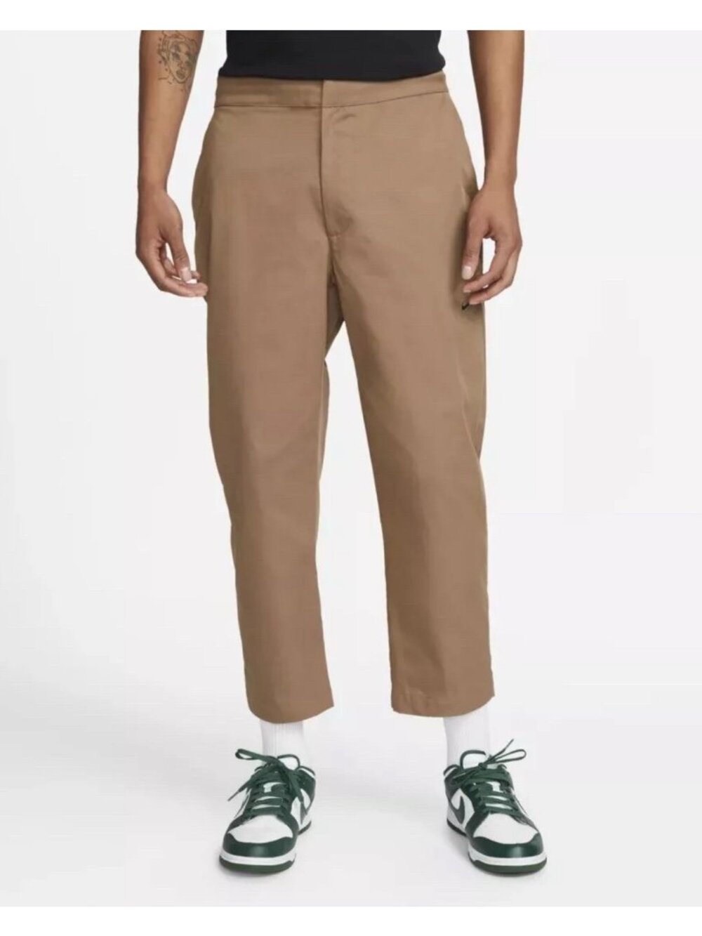 Nike Sportswear Style Essentials Men's Medium Size 30 Unlined Cropped Pants